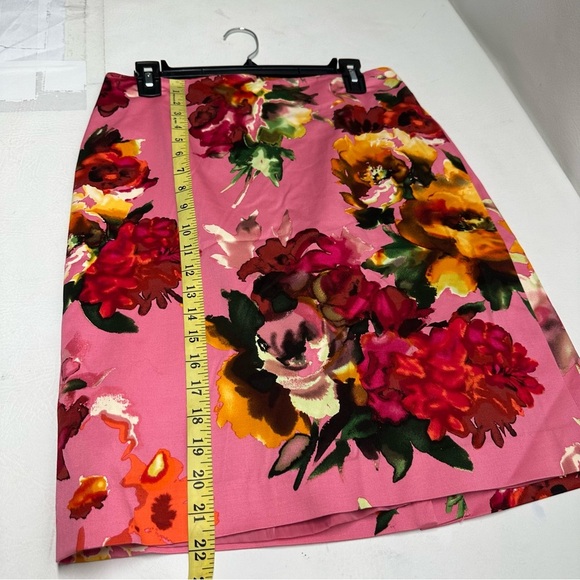 Talbots Floral Pink Women's Skirt size 12 Petite - Picture 4 of 8